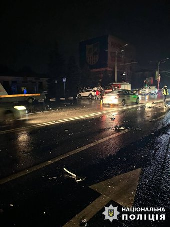У Харкова на проспекті Гагарина водій легкового автомобіля загинув у ДТП
